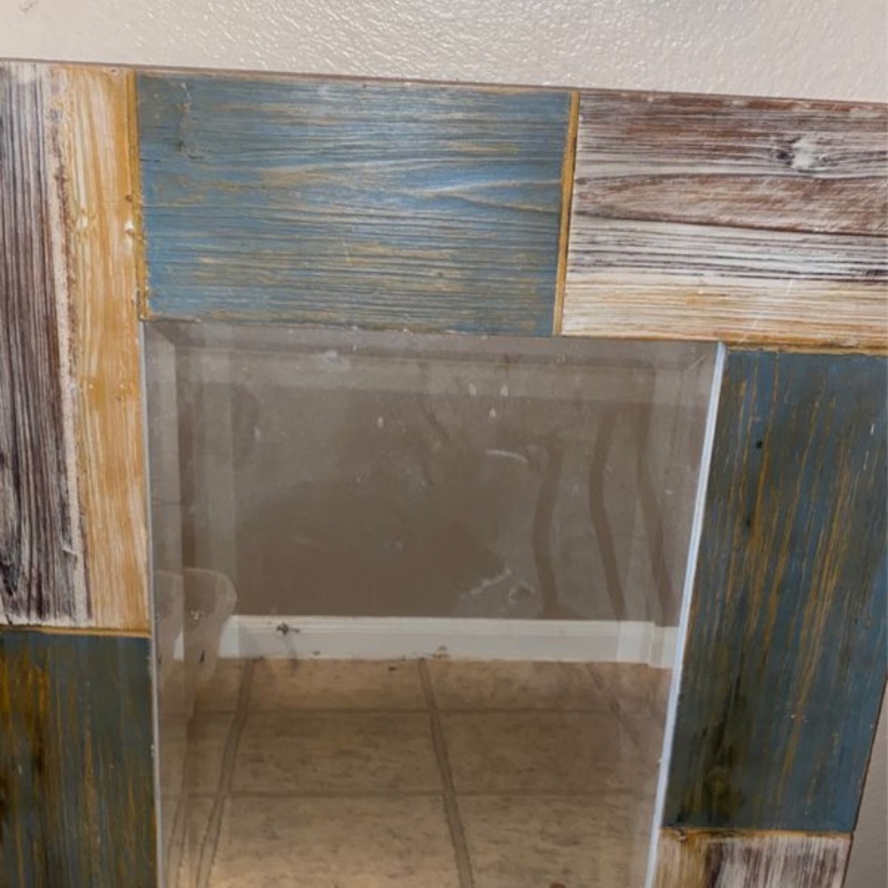 Mirror - Picture 2 of 4